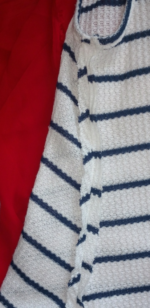 🆕⬇️Blouse - Picture 3 of 3
